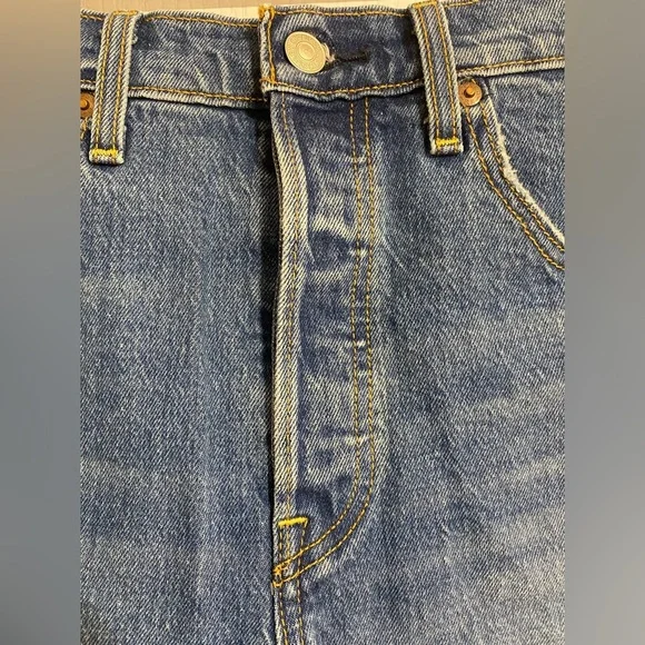 Levi’s Ribcage High Rise Cut Off Button-fly Denim Jean Shorts Size 28 - Picture 10 of 16